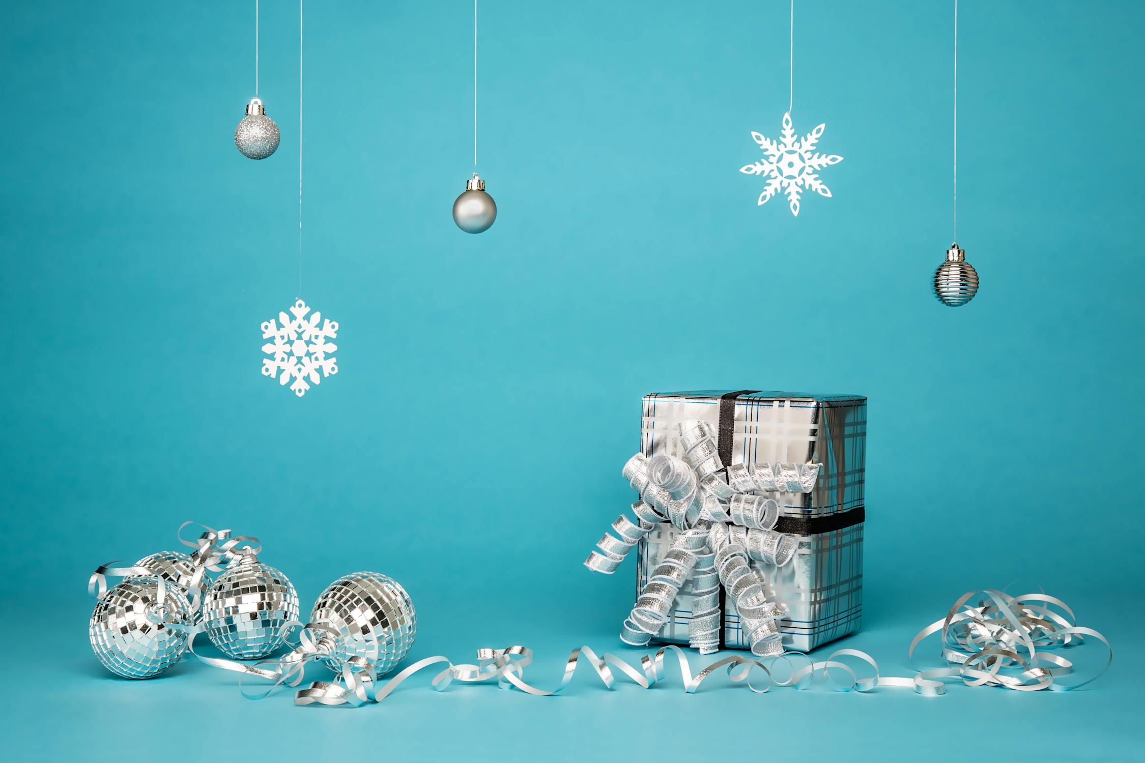 create a budget beyond holiday gifts